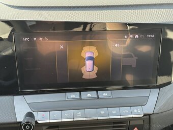 Opel Astra SPORTS TOURER - 9