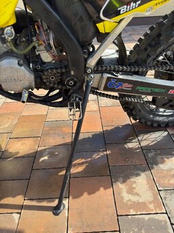 Suzuki rm 125 2003 - 9