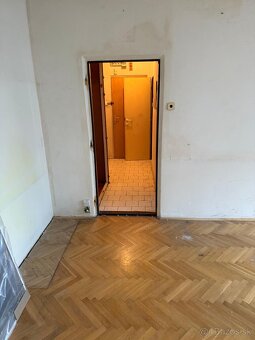 3 izb. byt, Muškátova ul. - 9