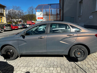 Lada Vesta Sedan 1.6 - 9