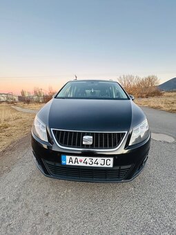 Priestranný a spoľahlivý – Seat Alhambra 2011, DSG, full výb - 9