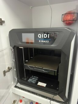 Skriňa na 3D tlačiareň s výsuvným mechanizmom. - 9