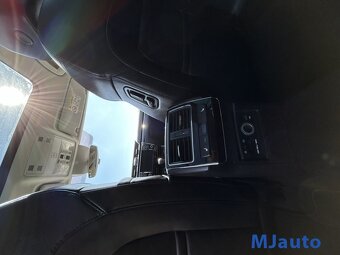 Škoda Superb LaK 2.0 TDi možný leasing/výmena - 9