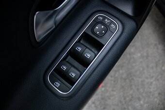 Mercedes-Benz CLA Shooting Brake SB 180 A/T - 9