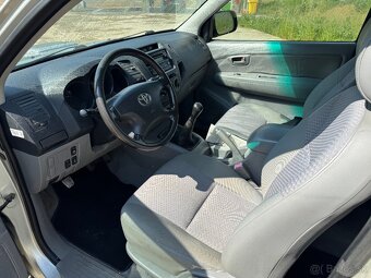 Toyota Hilux KUN15 2.5TD - 9