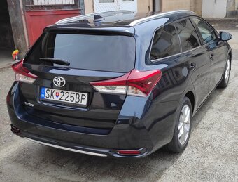 Toyota Auris Touring Sports 1.2 Turbo S&S Executive MDS - 9