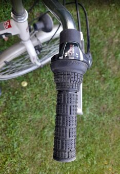 Predám dámsky bicykel CTM OLIVIA 2.0 City bike - 9