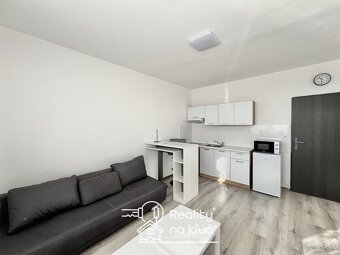 Na prenájom zariadená garsónka na Nábrežnej ulici v NZ - 9