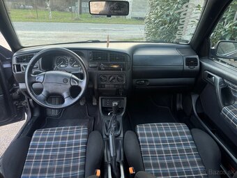 Volkswagen Vento - 9