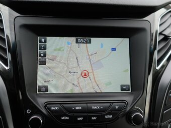 Hyundai i40 WG 1.7CRDi 104kW NAVI ČR 1MAJITEL SERVISKA - 9