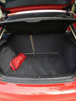 Audi A3 Sportback benzín 1,6 - 9
