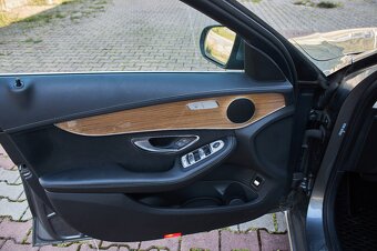 Mercedes C trieda T 200 d - 9