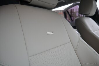Mercedes-Benz C trieda Kombi 250 d 4matic A/T - 9