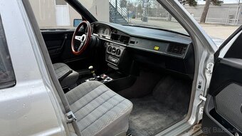 Rozpredám mercedes 190d w201 - 9