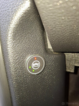 DODGE DURANGO R/T AWD 5,7 V8 HEMI - 9