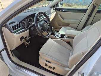 Predám Škoda Superb Combi 2.0 TDI SCR Live DSG - 9