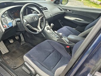 Honda Civic 2.2I-CDTi - 9