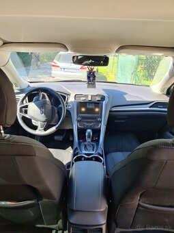 Ford Mondeo - 9