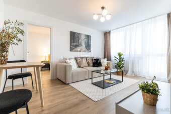 NOVOREKONŠTRUOVANÝ 3-izb. byt, Košice - Západ, Rožňavská ul - 9