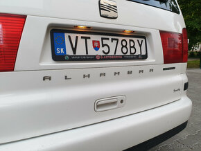 SEAT Alhambra Eco 2.0 TDI • 103 kW • rok 2010 • 7 miest - 9