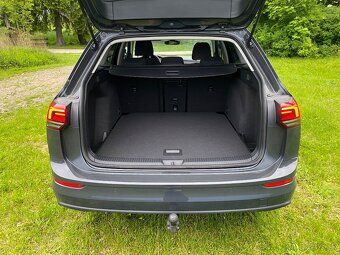Volkswagen Golf 8 Variant 2.0 TDI - 9