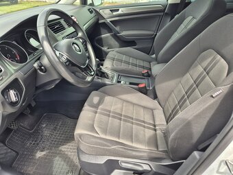 Volkswagen Golf VII 1.6 TDI 77 kW Comfortline 5°manuál - 9