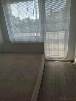 Prenájom 1 izbový byt -Nitra chrenová - 9