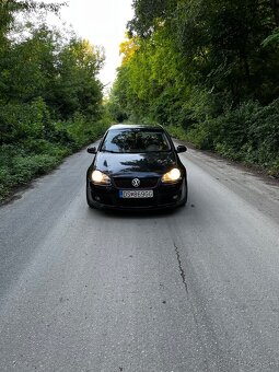 Volkswagen Golf 5 2.0 TDI - 9