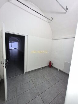 OBCHODNÝ PRIESTOR NA PRENÁJOM, HLAVNÁ UL., KOŠICE - 9