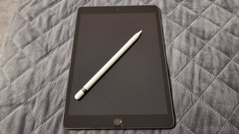 Predám Ipad 8 gen. - 9