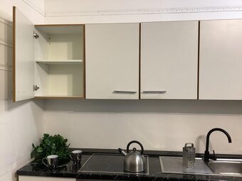 Svetlá moderná kuchyňa CALLY - 9