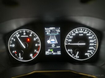 Subaru Outback 2,5i CVT PREMIUM - 9