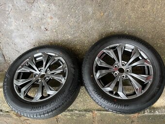 Letne pneumatiky, disky a senzory tlaku z Toyoty RAV4 2024 - 9