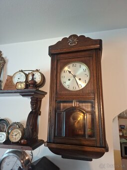 Predám funkčné Artdeco hodiny zn. Kienzle polbicie 20te roky - 9