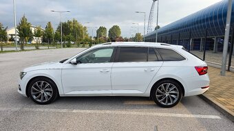 Škoda Superb Combi 2.0 Tdi Style - 9