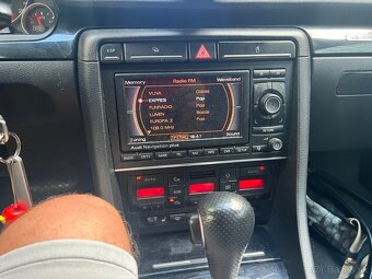 Audi A4 B7 3.0TDI Quatro silne - 9