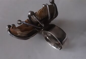 Predaj šperkov a polodrahokamov - 9