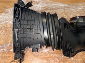 Mercedes prietokometer so snimacmi - 9