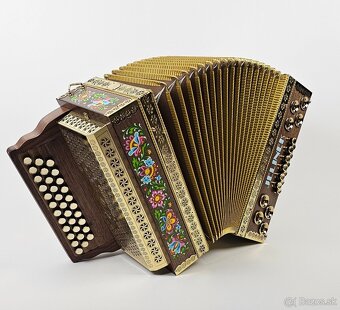 Heligonka Jelinek , Heligónky na mieru pre každého - 9