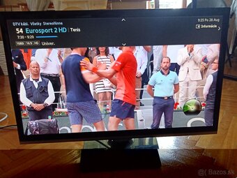 LCD TV SAMSUNG UE22K5000 22" FULL HD - 9