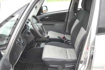 Suzuki SX4 - 9