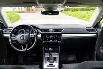 Škoda Superb Combi iV, DSG, 2020 - 9