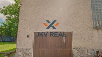 JKV REAL ponúka na predaj rodinný dom na priestrannom pozemk - 9