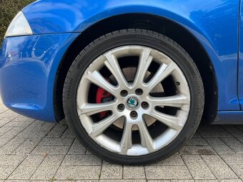 Škoda Octavia Combi 2.0 TFSI RS - 9