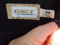 MET- nové kokteilové šaty vo veľkosti M - 9