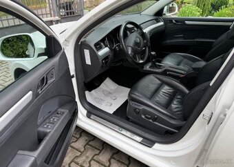 Škoda Superb 2,0TDi/125KW pravid.servis 4x4 nafta manuál - 9
