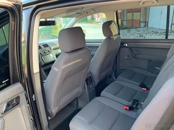 Volkswagen Touran 1.9TDI 77KW - 9