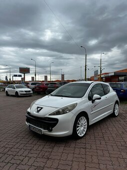 Peugeot 207 HDi GT - 9
