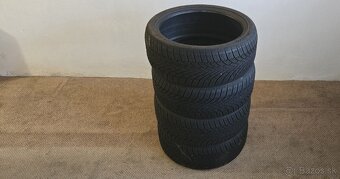 predam zimne pneumatiky Arivo 225/40 R19, 4ks, 35eur - 9
