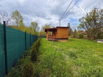 Záhrada s drevodomčekom v Nižnej Hutke - 9